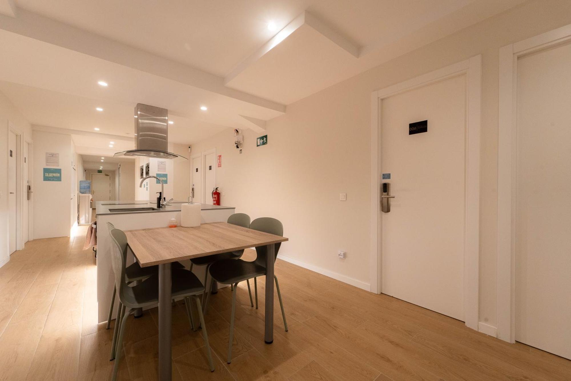 I'M Room Suites Nuevos Ministerios - Bernabeu 'Digital Access' Madrid Ngoại thất bức ảnh